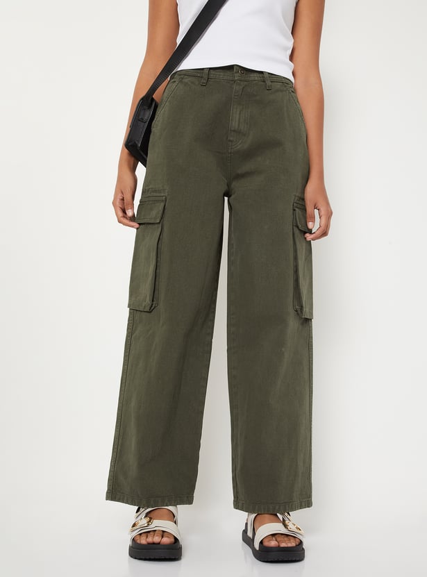 Women Solid Cargo Jeans