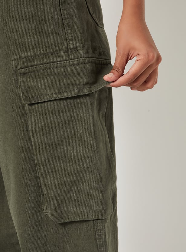 Women Solid Cargo Jeans