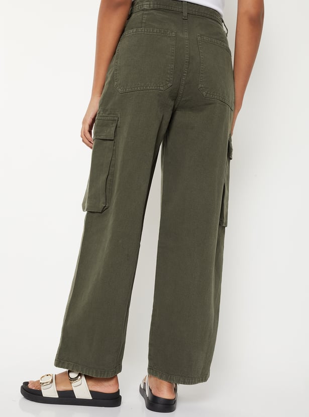 Women Solid Cargo Jeans