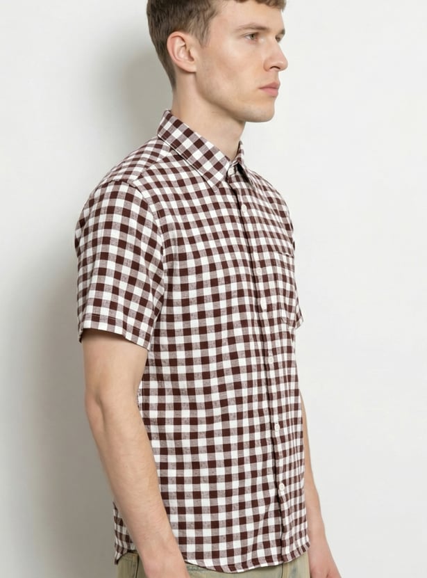 URB_N Men Checked Regular Fit Shirt
