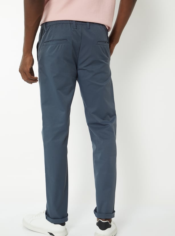 Men Solid Slim Fit Trousers