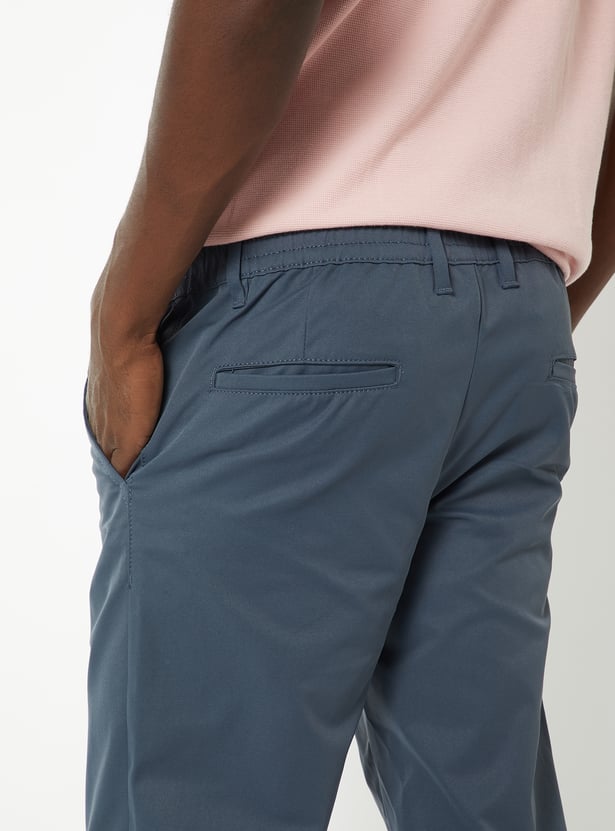 Men Solid Slim Fit Trousers