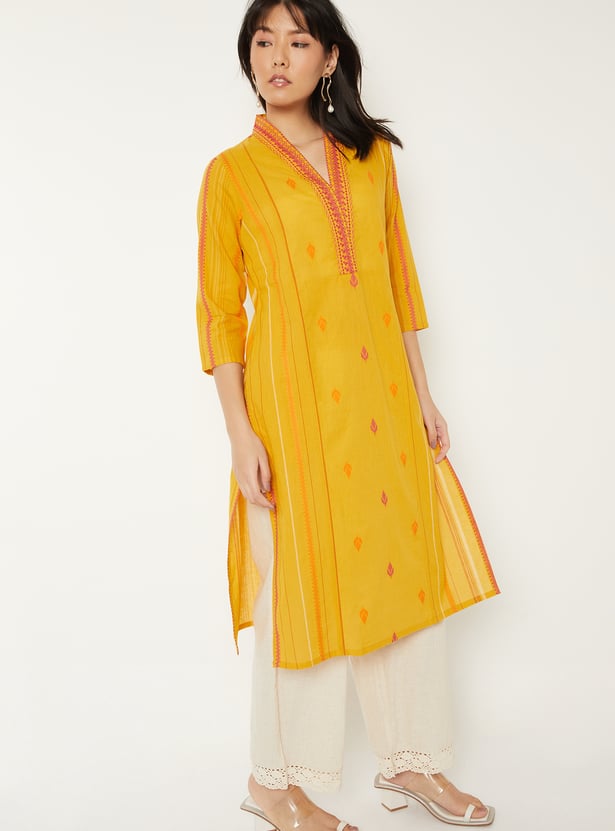 Women Embroidered Straight Kurta