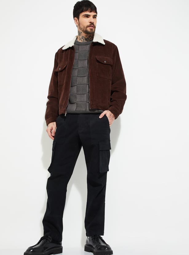 URB_N Men Solid Relaxed Fit Cargo Trousers