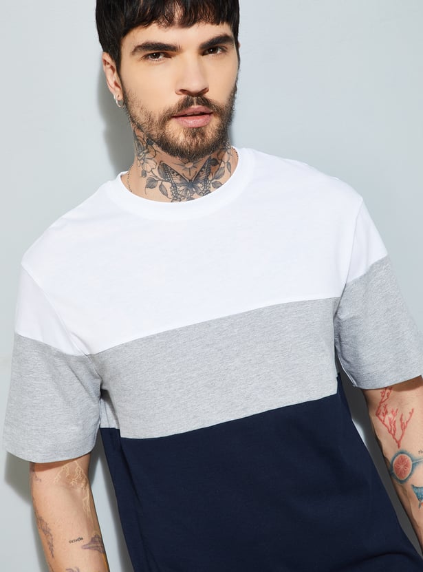 URB_N Men Colourblocked T-shirt