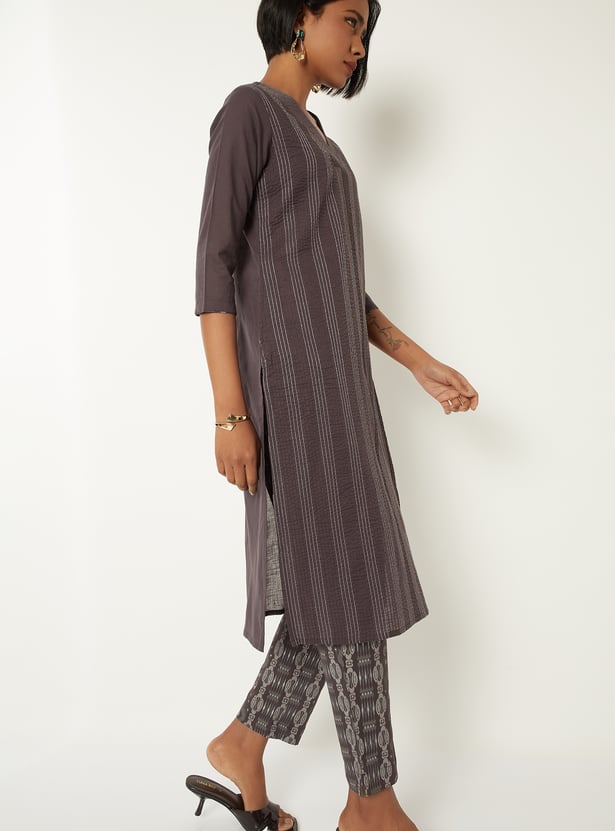Women Printed Straight Kurta Set