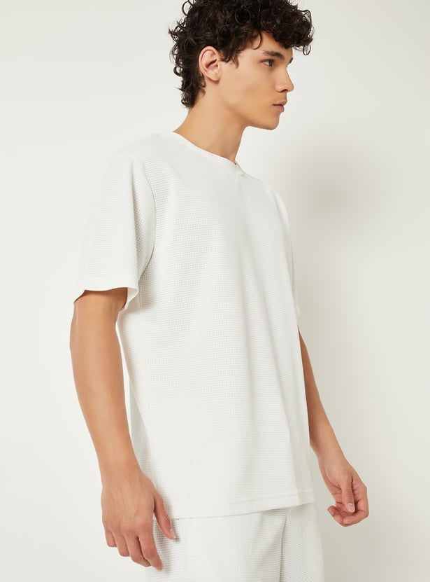 Men Textured Sports T-shirt