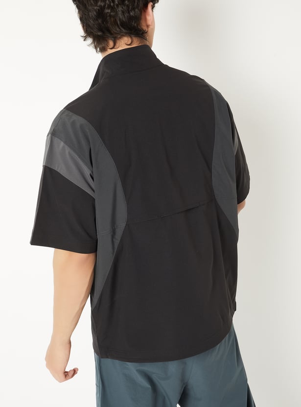 Men Colourblock Sports T-shirt