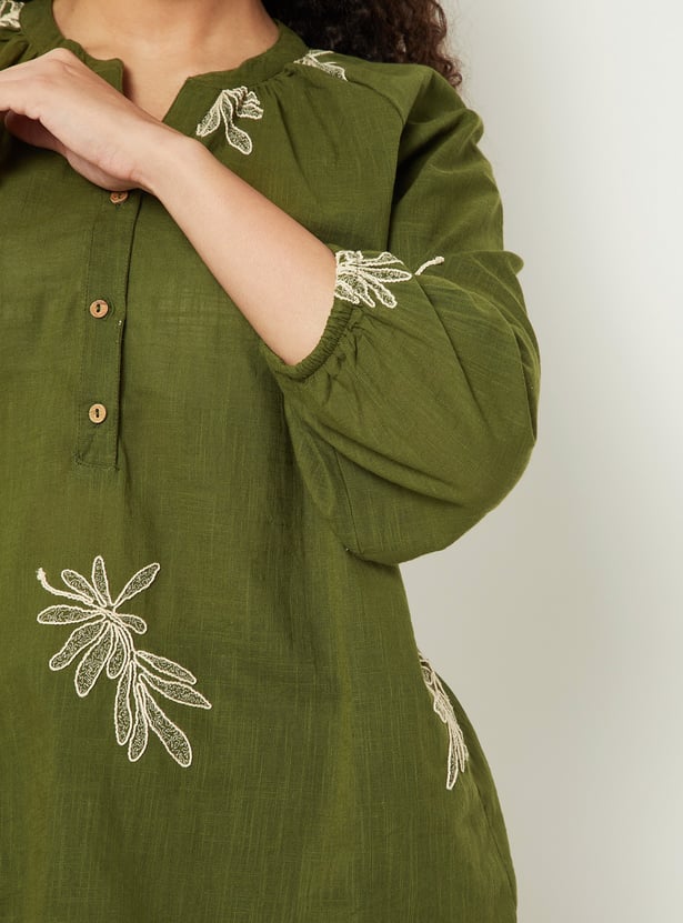 Women Embroidered Tunic