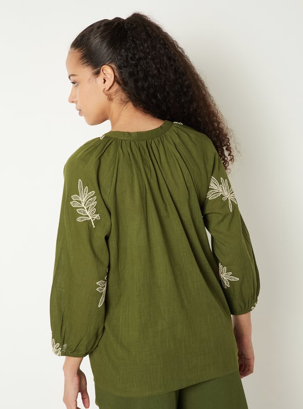 Women Embroidered Tunic