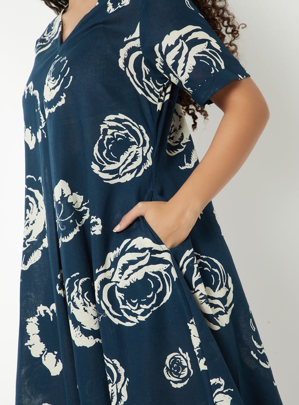 Women Printed Asymmetric Dress