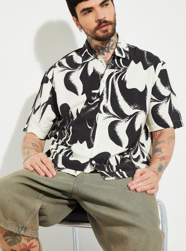 URB_N Men Printed Regular Fit Shirt