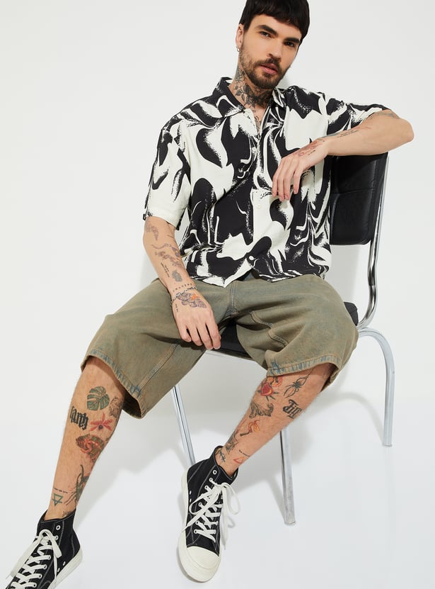 URB_N Men Printed Regular Fit Shirt