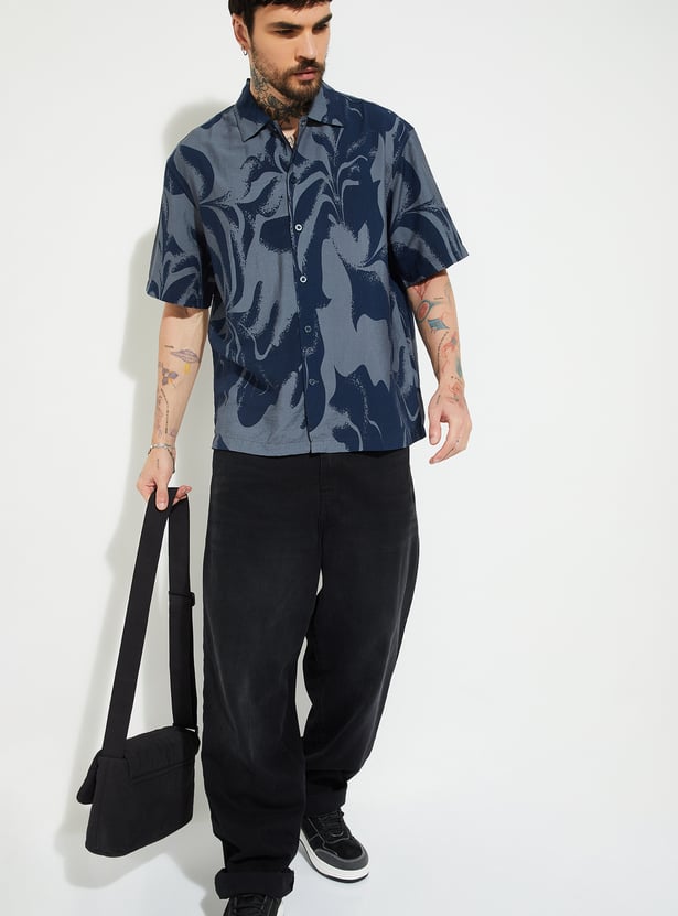 URB_N Men Printed Regular Fit Shirt