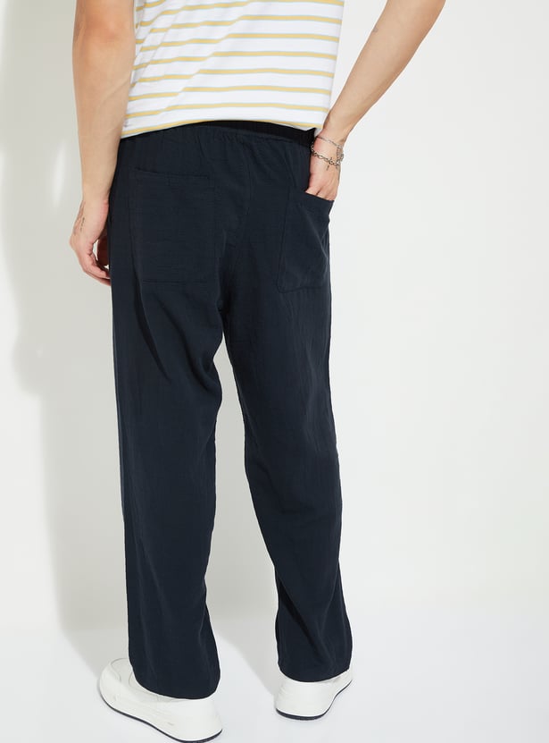 Men Solid Woven Pull-On Pants