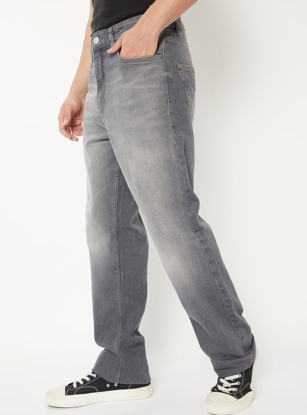 Men Washed Straight Fit Jeans