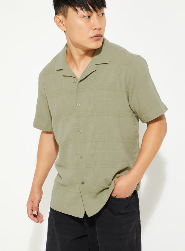 URB_N Men Checked Regular Fit Shirt