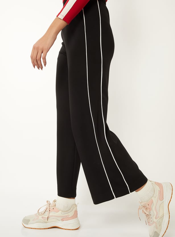 Women Solid Buttersoft Sports Track Pants