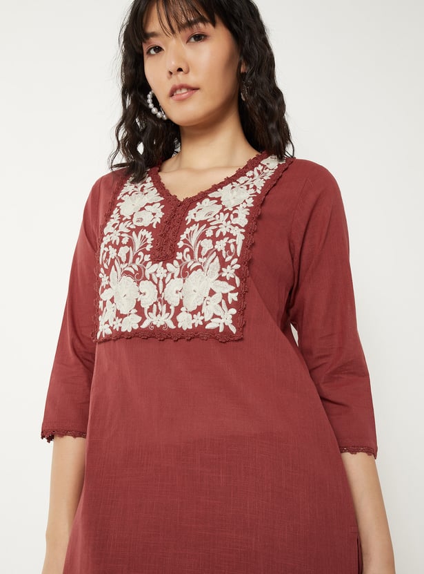 Women Embroidered Straight Kurta Set
