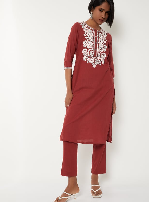 Women Embroidered Straight Kurta Set