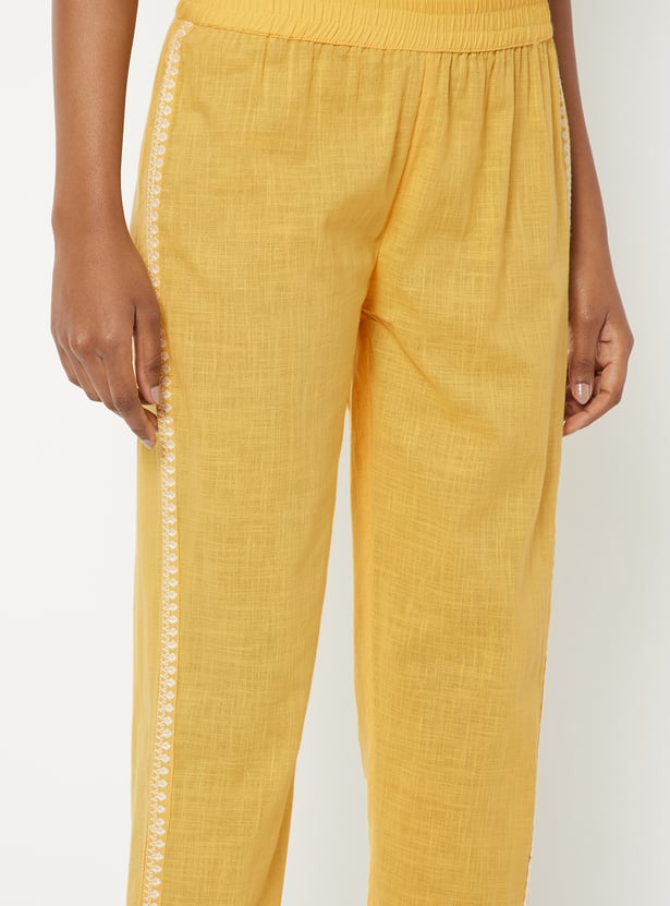 Women Embroidered Straight Kurta Set