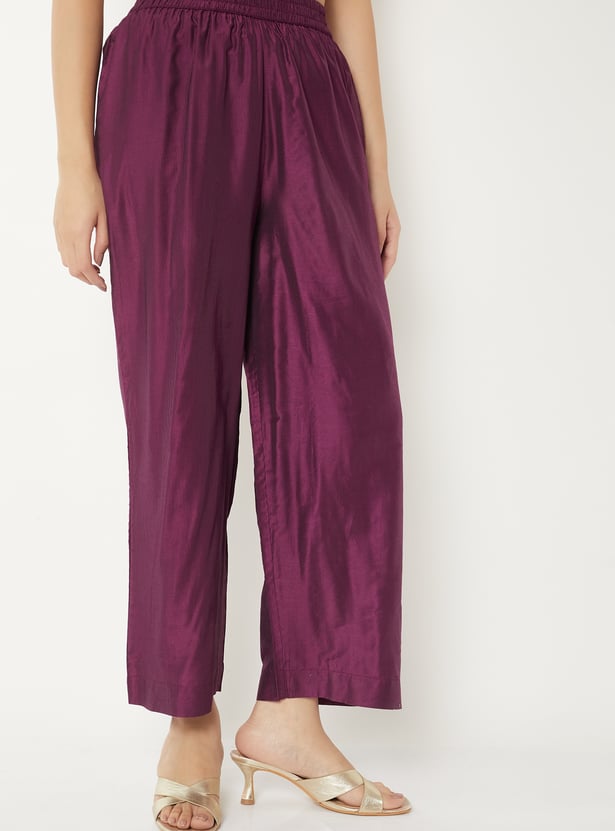 Women Embroidered Straight Kurta Set