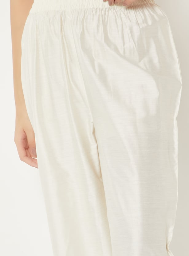 Women Embroidered Straight Kurta Set