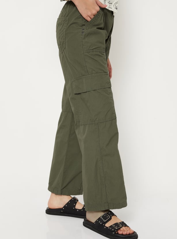 Women Solid Cargos