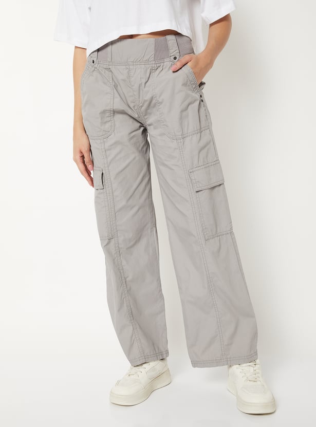 Women Solid Cargos