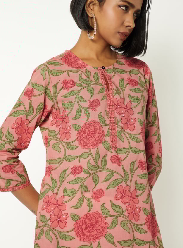 Women Floral Print Straight Kurta