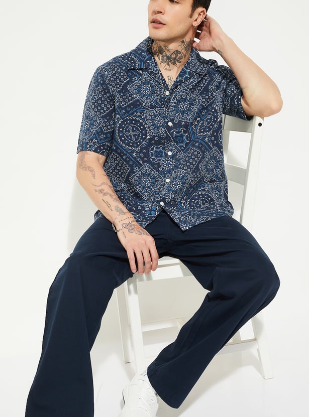 URB_N Men Relaxed Fit Bandana Print Shirt