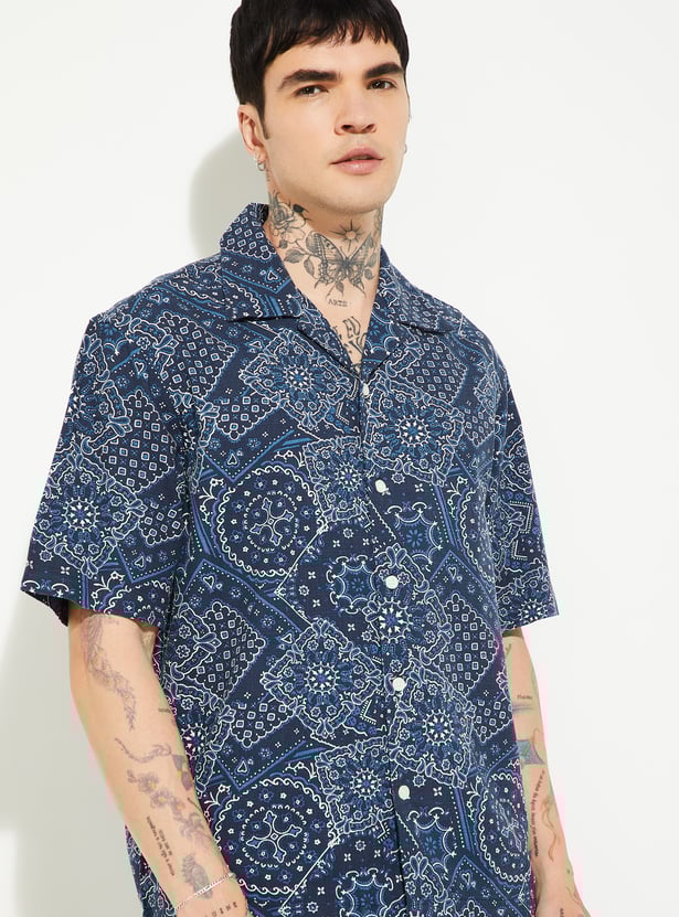 URB_N Men Relaxed Fit Bandana Print Shirt