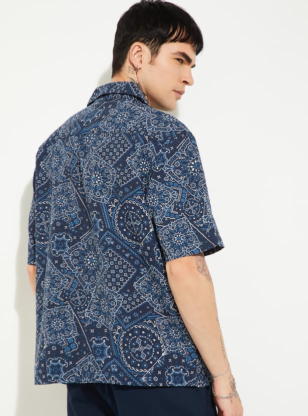 URB_N Men Relaxed Fit Bandana Print Shirt