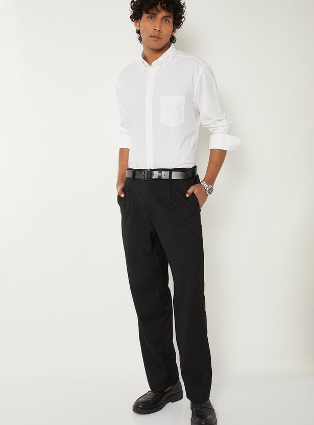 Men Solid Slim Fit Shirt