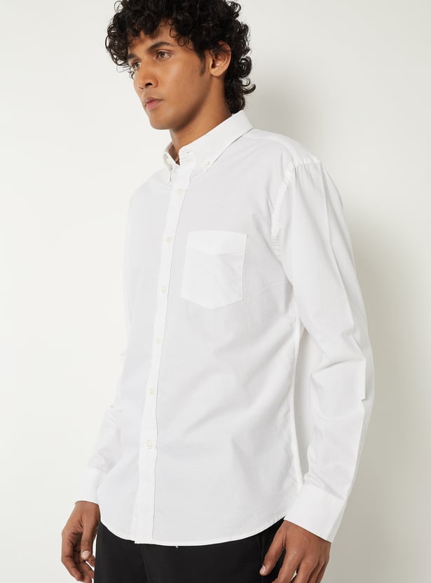 Men Solid Slim Fit Shirt
