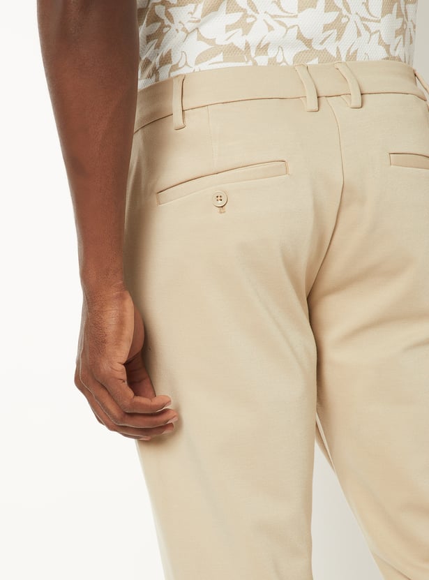 Men Solid Slim Fit Trousers