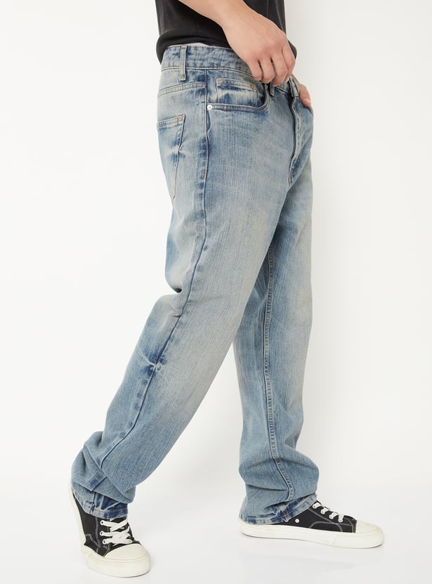 Men Washed Straight Fit Jeans