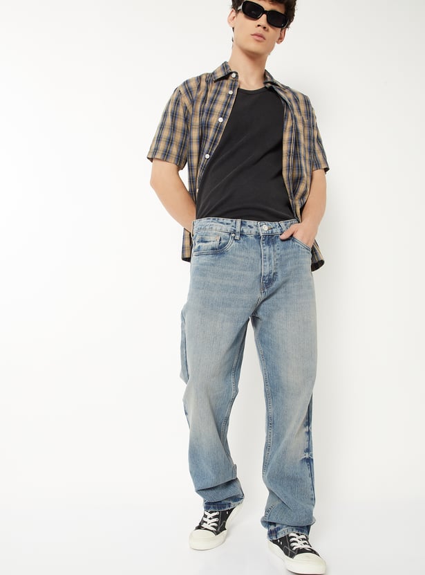 Men Washed Straight Fit Jeans