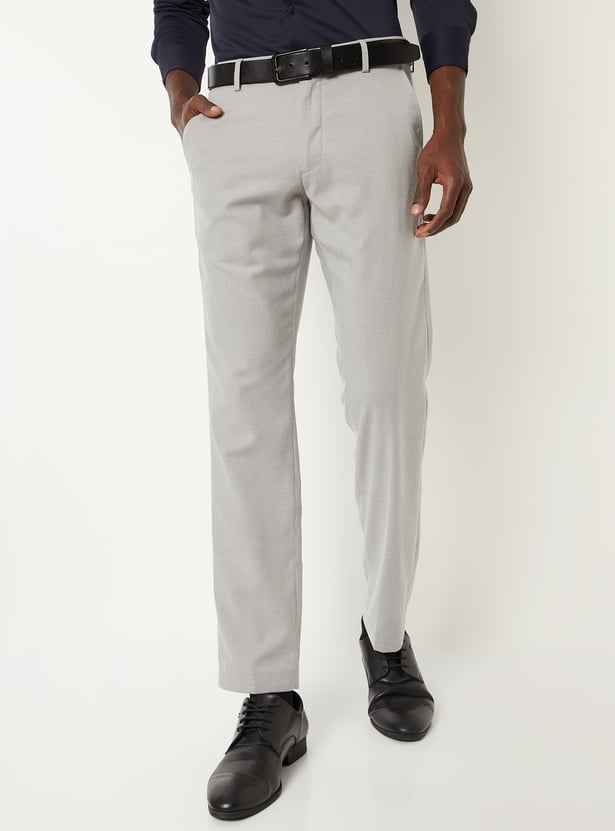 Men Solid Slim Fit Trousers