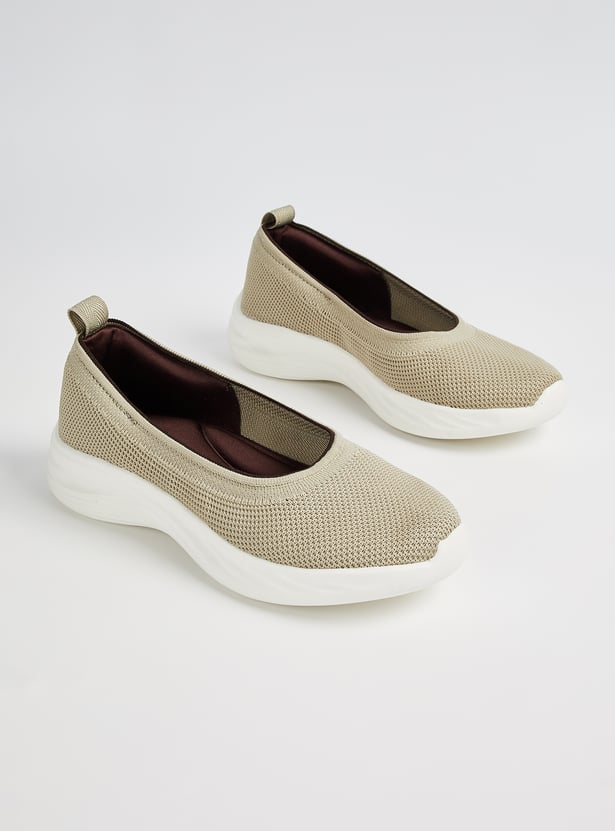 Women Mesh Sports Shoes