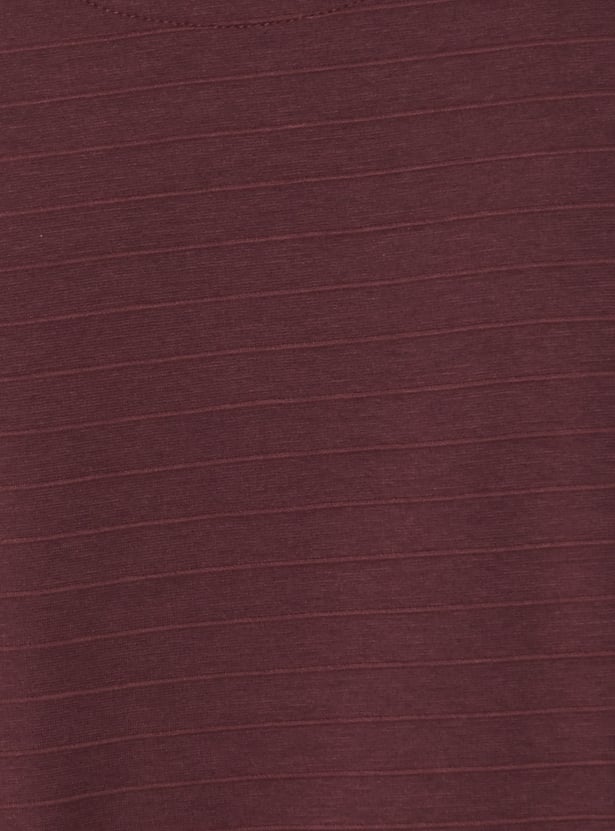 Men Textured Zipper Polo T-shirt