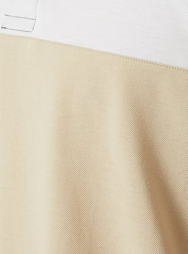 Men Colourblock Polo T-shirt