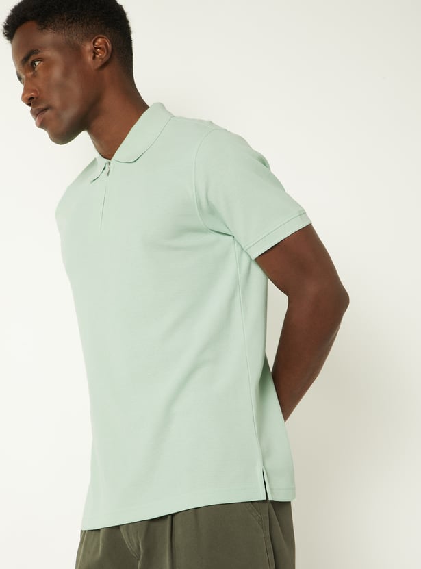 Men Textured Polo T-shirt