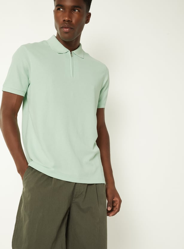 Men Textured Polo T-shirt