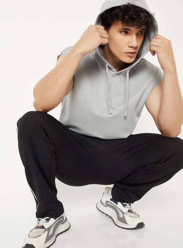 Men Solid Hooded Oversized Sports T-shirt