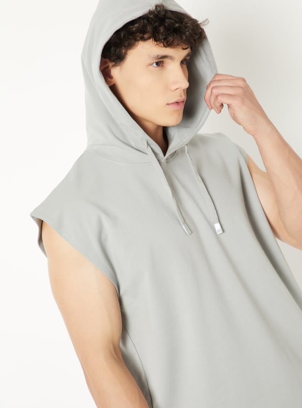 Men Solid Hooded Oversized Sports T-shirt
