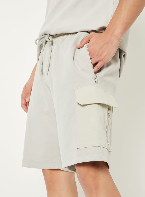 Men Solid Sports Cargo Shorts