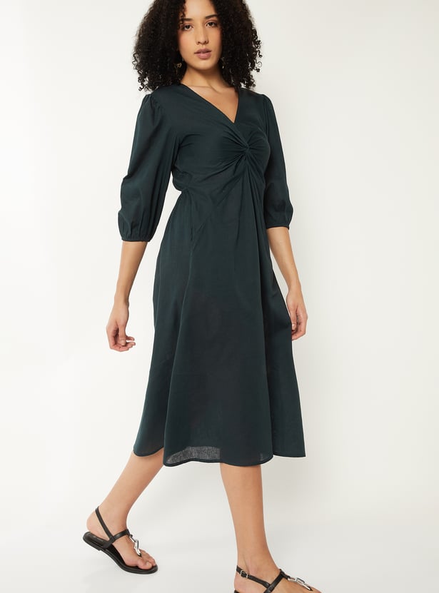 Women Solid Twist Detail Midi Dress