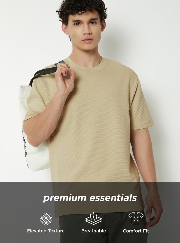Men Textured T-shirt