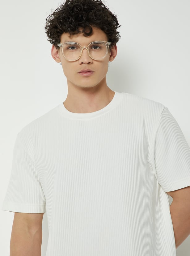 Men Structured Regular Fit T-Shirt